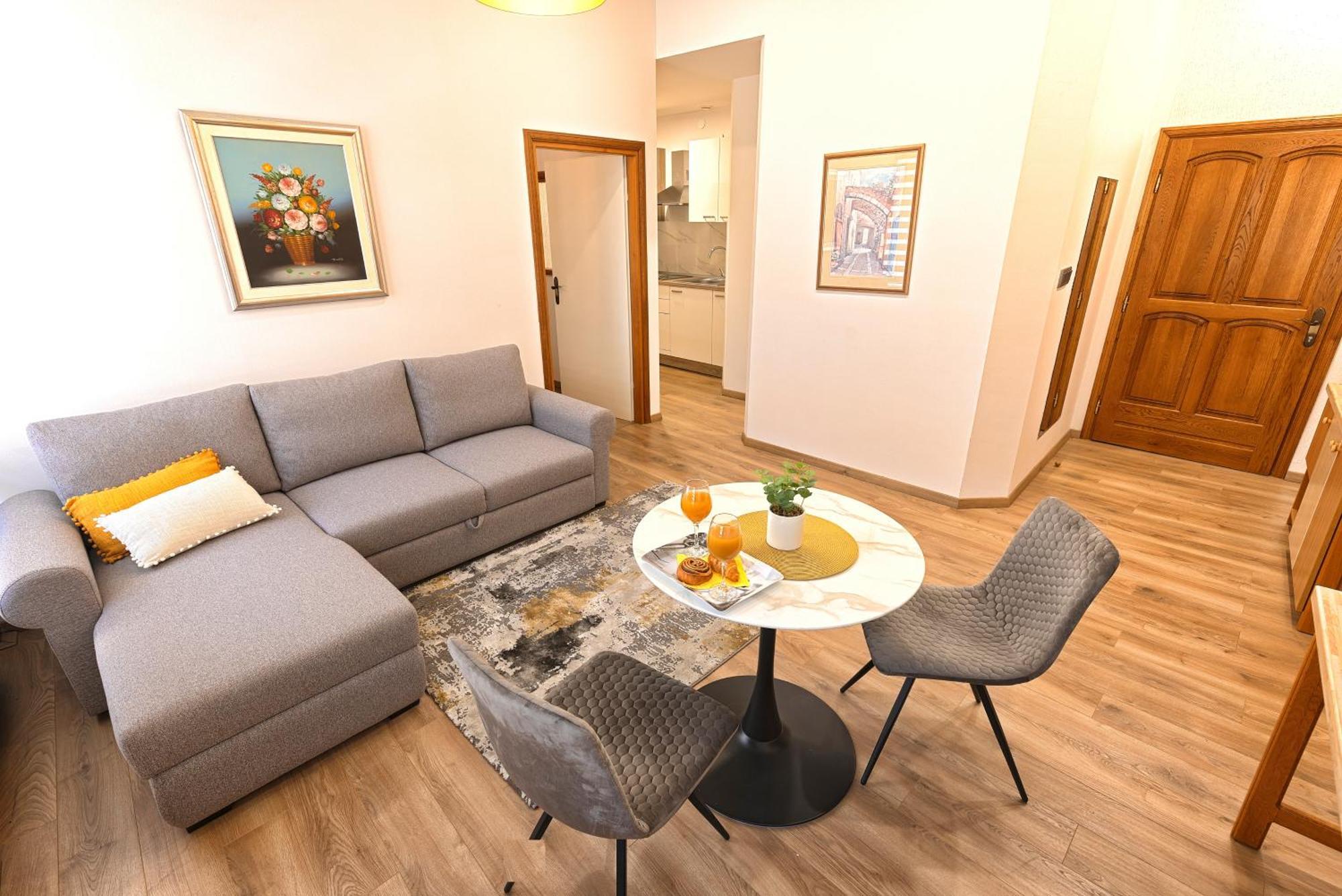 Apartmani Maltar Varazdin Exterior photo